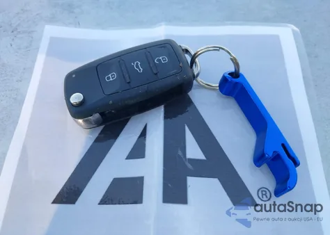 2012 Volkswagen Jetta 2.0L S из США, поврежденный, VIN 3VW2K7AJ5CM334784